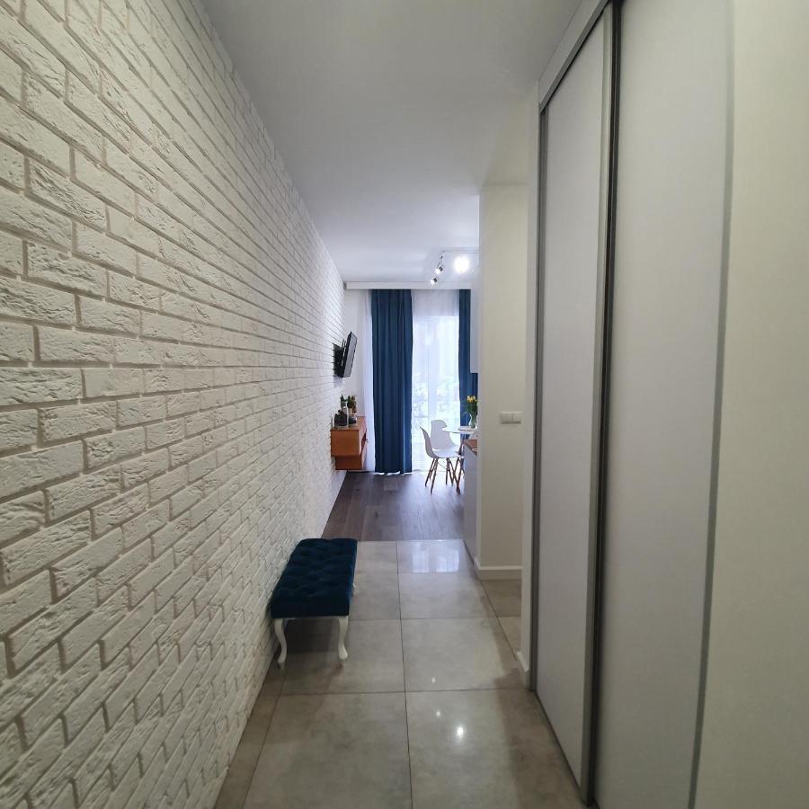 Marina Apartments And Jet Ski Августув Экстерьер фото